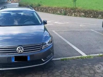 Usata VW Passat 116 CV (85 kW) 2010 Grigio Station wagon