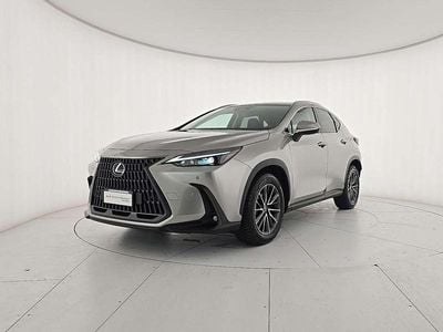 Usata Lexus NX450h+ 309 CV (227 kW) 2023 Argento SUV