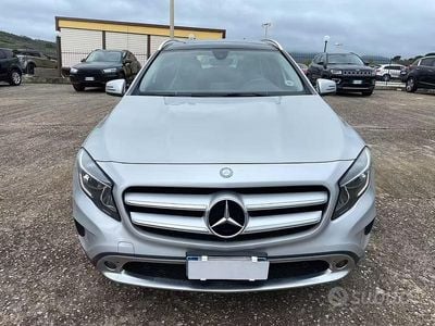 Usado Mercedes GLA220 177 CV (130 kW) 2016 Gris SUV