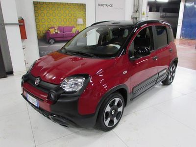 Usata Fiat Panda Cross Cross 70 CV (51 kW) 2025 Rosso Utilitaria