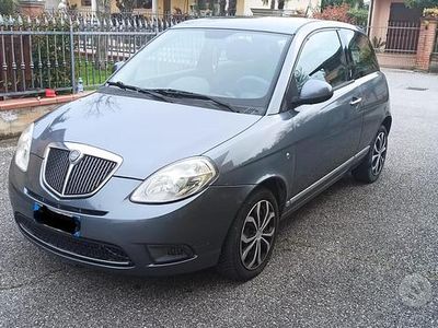 Usata Lancia Ypsilon 75 CV (55 kW) 2011 Utilitaria