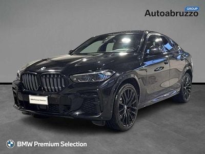 Usata BMW X6 M Sport 340 CV (250 kW) 2022 Black sapphire metallizzato SUV