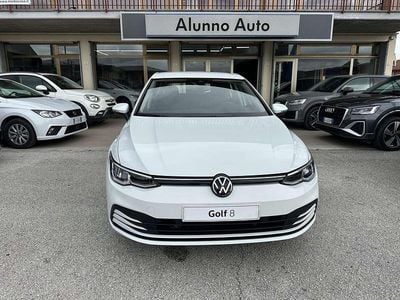 Usata VW Golf VIII Life 131 CV (96 kW) 2022 Bianco Berlina