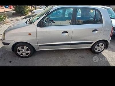 Usata Hyundai Atos 84 CV (61 kW) 2005 Grigio Utilitaria