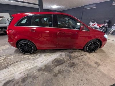 Gebraucht Mercedes B180 Premium 109 PS (80 kW) 2014 Van / Kleinbus