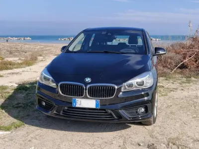 Usata BMW 216 Active Tourer Advantage 116 CV (85 kW) 2017 Nero Monovolume