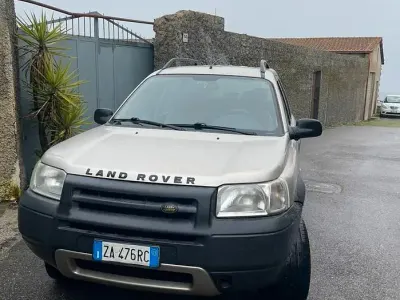 Usata Land Rover Freelander 111 CV (81 kW) 2002 Grigio SUV