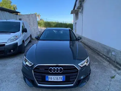 Usata Audi A3 Sport 150 CV (110 kW) 2018 Grigio Berlina