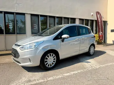 Usata Ford B-MAX 90 CV (66 kW) 2014 Grigio Monovolume