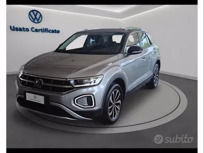 Usata VW T-Roc Style 110 CV (80 kW) 2023 Nero SUV