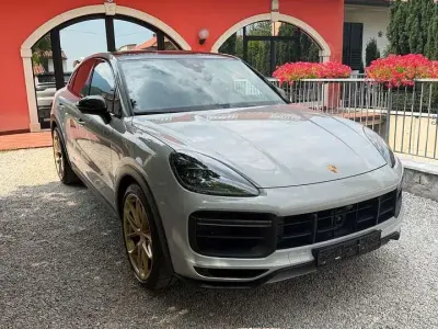 Usata Porsche Cayenne 640 CV (470 kW) 2022 Grigio SUV