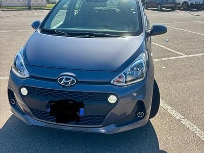 Usata Hyundai i10 66 CV (48 kW) 2017 Grigio Utilitaria