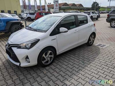 usata Toyota Yaris 1.5H ECVT Active 5p