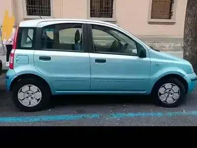 Usata Fiat Panda 54 CV (39 kW) 2004 Bluazzurro Utilitaria
