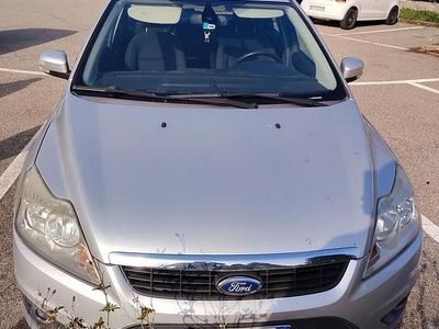 Usata Ford Focus 95 CV (69 kW) 2008 Grigio Berlina