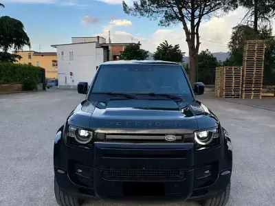 Usata Land Rover Defender 200 CV (147 kW) 2024 Nero SUV