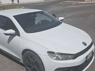 Begagnad VW Scirocco 140 HK (102 kW) 2009 Vit Sportkupé