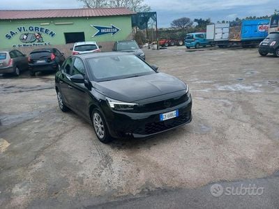 Usata Opel Corsa Edition 101 CV (74 kW) 2025 Nero Utilitaria