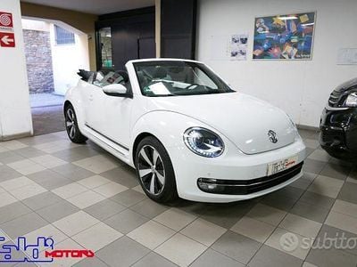Usata VW Beetle Cabriolet Sport 160 CV (117 kW) 2014 Bianco Cabrio
