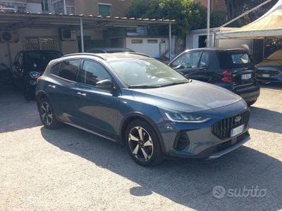 Usata Ford Focus ST-Line 125 CV (91 kW) 2022 Blu Berlina