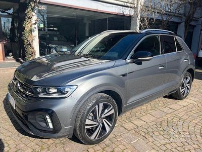 Usata VW T-Roc R-line 150 CV (110 kW) 2023 Grigio SUV