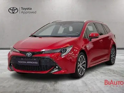 Usata Toyota Corolla Style 122 CV (89 kW) 2020 Rosso Station wagon