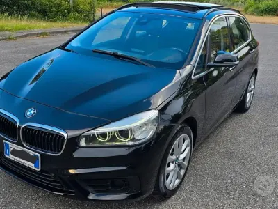 Usata BMW 218 Luxury Line 150 CV (110 kW) 2017 Nero Utilitaria
