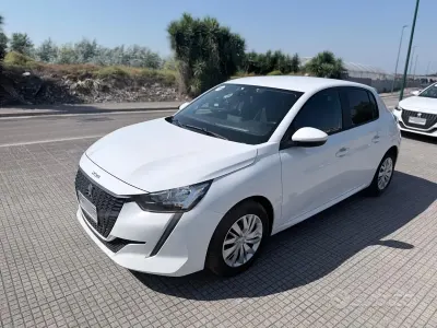 Usata Peugeot 208 Active 102 CV (75 kW) 2021 Bianco Utilitaria