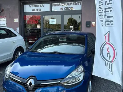 Usata Renault Clio IV 90 CV (66 kW) 2019 Bluazzurro Berlina