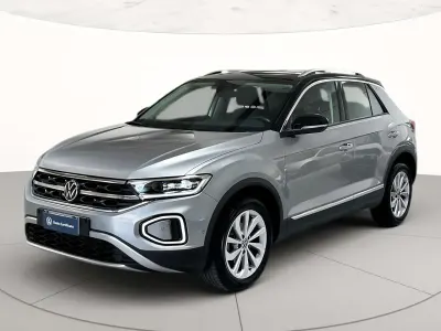 Usata VW T-Roc Style 116 CV (85 kW) 2025 Pyrit silver metallizzato nero SUV