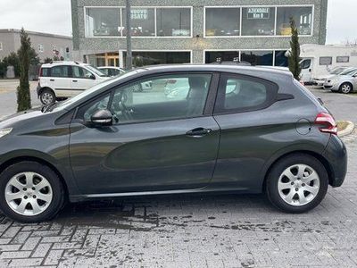 usata Peugeot 208 1.2 VTi 82 CV 3 porte Active