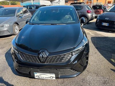 Usata Renault Clio V Techno 91 CV (66 kW) 2024 Nero Berlina