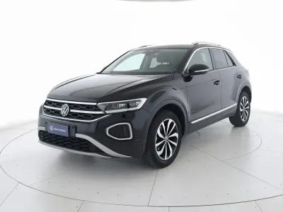 Usata VW T-Roc Style 115 CV (84 kW) 2023 Deep black perlato SUV
