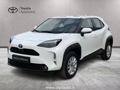 Usata Toyota Yaris Cross Active 116 CV (85 kW) 2022 Bianco SUV