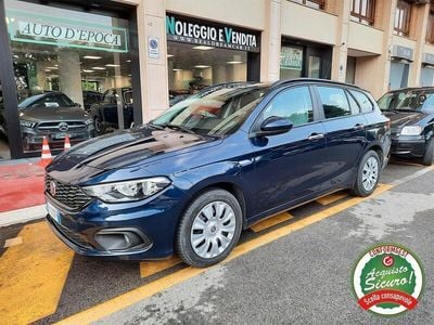 Usata Fiat Tipo Easy 120 CV (88 kW) 2017 Blu Station wagon