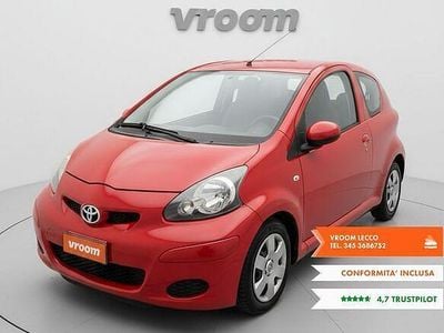 Usata Toyota Aygo 69 CV (50 kW) 2007 Rosso Utilitaria