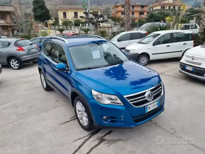 Usata VW Tiguan Sportline 140 CV (102 kW) 2008 Blu SUV