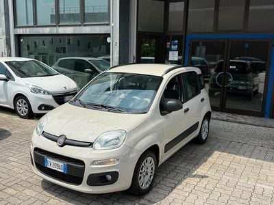 Usata Fiat Panda Lounge 74 CV (54 kW) 2014 Beige Utilitaria