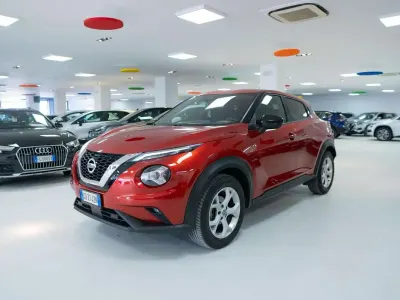 Usata Nissan Juke N-Connecta 114 CV (83 kW) 2021 Bordeaux SUV