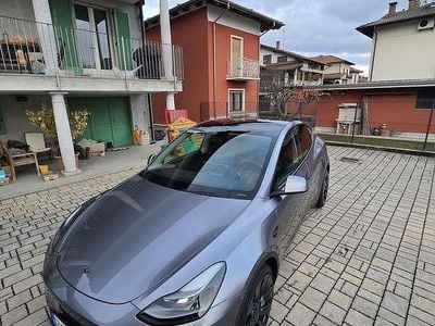 Usata Tesla Model Y Performance 378 kW (514 CV) 2023 Grigio SUV
