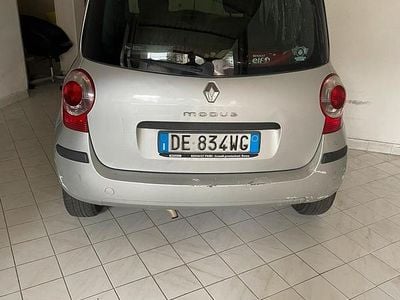 Grigio Usata 2005 Renault Modus Monovolume | 1500 €