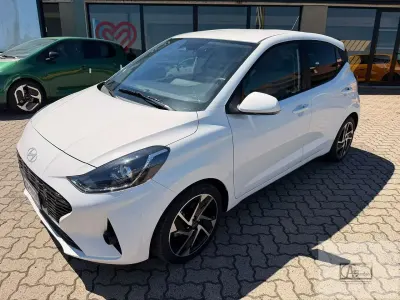 Usata Hyundai i10 Prime 63 CV (46 kW) 2024 Bianco Utilitaria