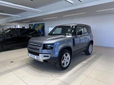Usata Land Rover Defender SE 200 CV (147 kW) 2023 Grigio SUV