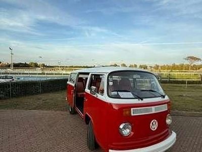 Begagnad VW T2 109 HK (80 kW) 1976 Röd Van