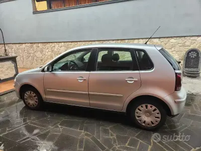 Usata VW Polo 80 CV (58 kW) 2006 Grigio Utilitaria