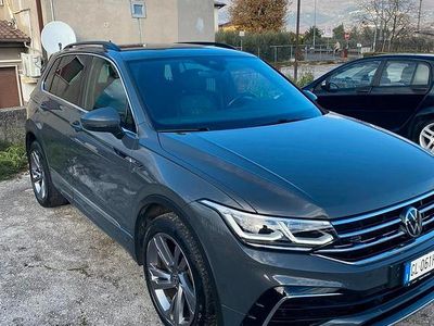 Usata VW Tiguan R-line 150 CV (110 kW) 2023 Grigio SUV