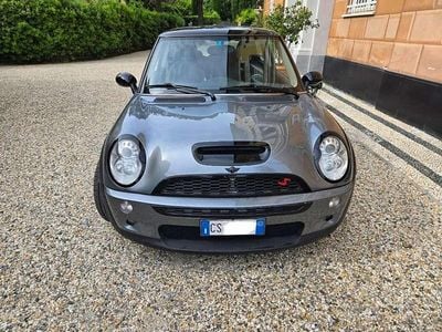 Usata Mini Cooper S 170 CV (125 kW) 2005 Grigio Utilitaria