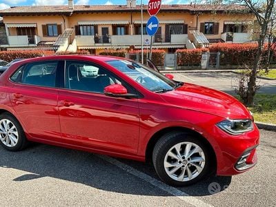 Usata VW Polo 95 CV (69 kW) 2023 Rosso Utilitaria