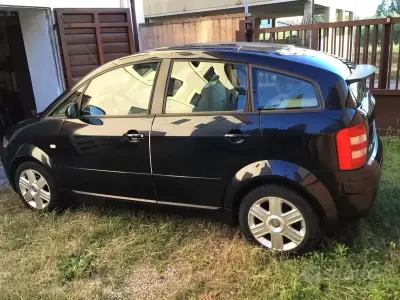 Usata Audi A2 75 CV (55 kW) 2001 Nero Utilitaria