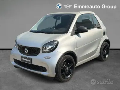 Usata Smart ForTwo Cabrio Passion 90 CV (66 kW) 2017 Grigio Cabrio